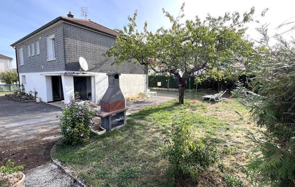 ARINTHOD - Maison individuelle avec terrain, garage et  3 chambres