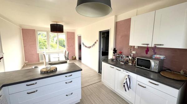 ARINTHOD - Maison individuelle avec terrain, garage et  3 chambres