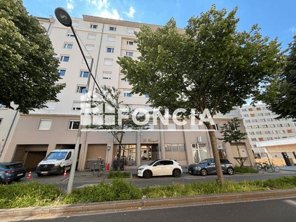 Location Studio 18.37 m² - 98 AVENUE ROGER SALENGRO Villeurbanne 69100
