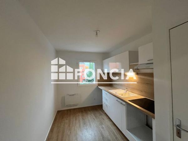 Location Appartement 4 pièces 88 m² - 4 PLACE RENE CHAR Castanet Tolosan 31320