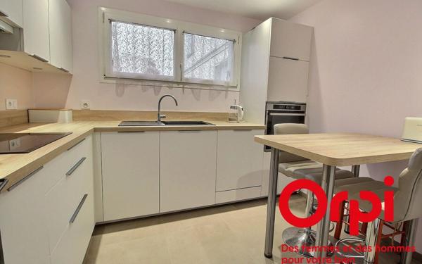 Appartement à vendre    4 pièces • 86 m2 Montigny-le-Bretonneux