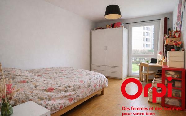 Appartement à vendre    4 pièces • 86 m2 Montigny-le-Bretonneux