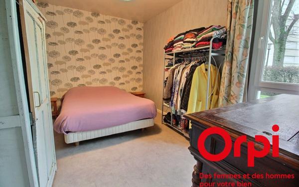 Appartement à vendre    4 pièces • 86 m2 Montigny-le-Bretonneux