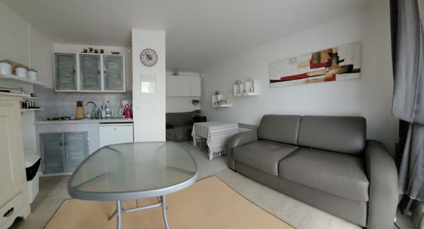 Location appartement Merville-Franceville-Plage - 1 pièce(s) - 19 m² - 465 €/mois