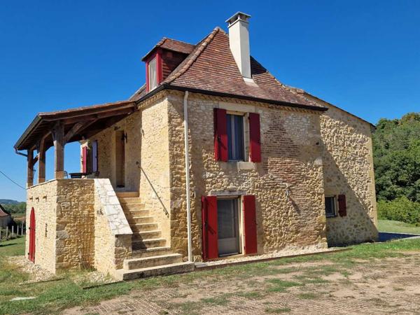 Maison ancienne - Saint-cyprien Maison Perigordine ancienne rénovée avec piscine et terrain de 3762m2