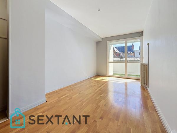Appartement de 115 m2 avec terrasse plein sud entre centre ville et la plage