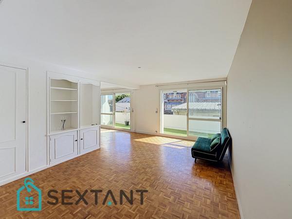 Appartement de 115 m2 avec terrasse plein sud entre centre ville et la plage