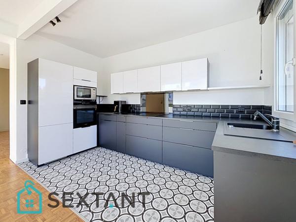 Appartement de 115 m2 avec terrasse plein sud entre centre ville et la plage
