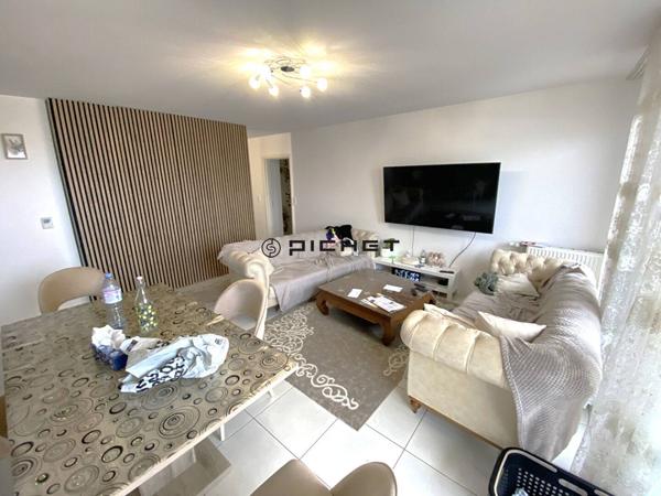 Appartement 5 pièces 99 m² LORMONT - 33310