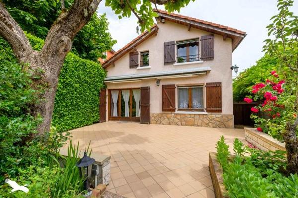 Maison à vendre |  Décines-Charpieu |  6 pièces | 106 m²