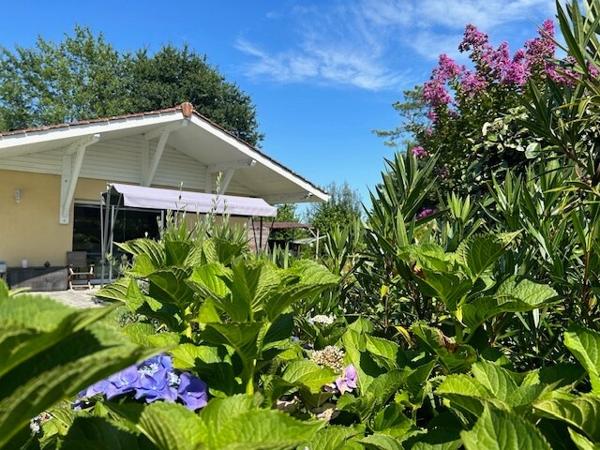 Belle maison de 122 m2 avec piscine proche des plages