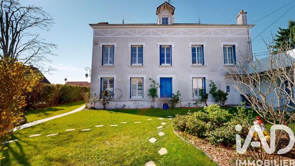 Maison à vendre 11 pièces 380 m² Villenoy