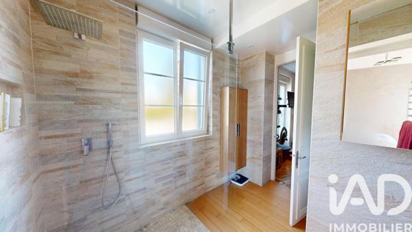 Maison à vendre 11 pièces 380 m² Villenoy