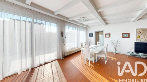 Maison à vendre 11 pièces 380 m² Villenoy