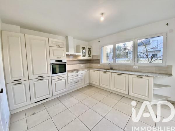 Maison à vendre 9 pièces 197 m² Ploërmel