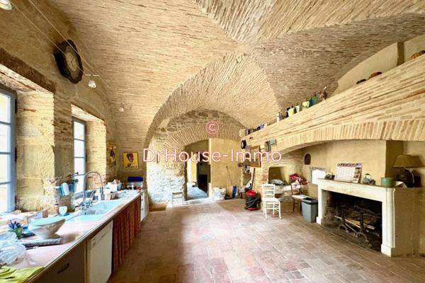 Château à vendre 22 pièces de 550 m²