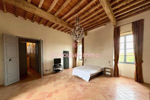 Château à vendre 22 pièces de 550 m²