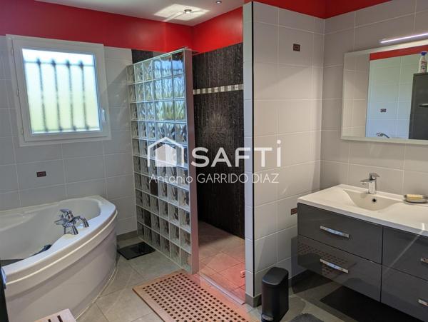 Maison de type 4 à Campsas