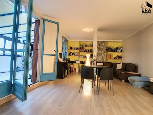 A vendre type 4 13014  MARSEILLE le canet  très grande terrasse vue mer