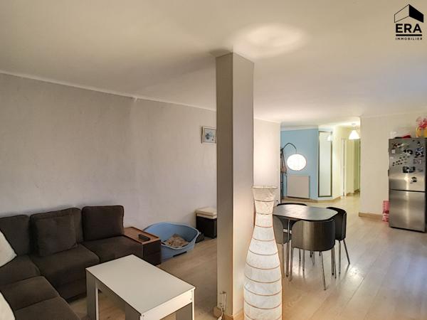 A vendre type 4 13014  MARSEILLE le canet  très grande terrasse vue mer