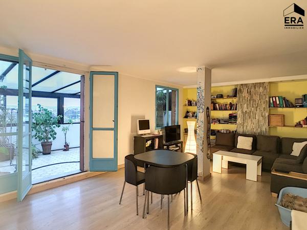 A vendre type 4 13014  MARSEILLE le canet  très grande terrasse vue mer