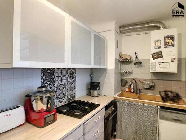 A vendre type 4 13014  MARSEILLE le canet  très grande terrasse vue mer