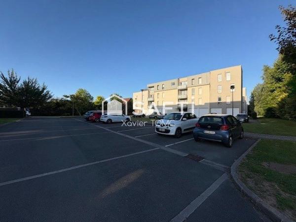 PLACE DE PARKING PRIVATIVE