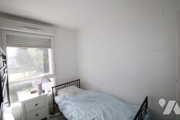 Proche du parc de Malo, appartement de 2011 de 73.77 m² de surface habitable, situé au 2ème éta...