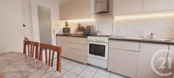 Appartement F5 à vendre  5 pièces - 96 m 2   BISCHHEIM  - 67