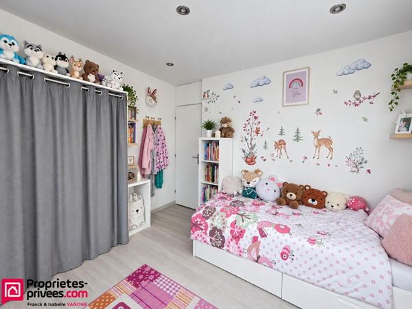 Maison mitoyenne RENOVEE - 4 chambres - jardin - 110 m2
