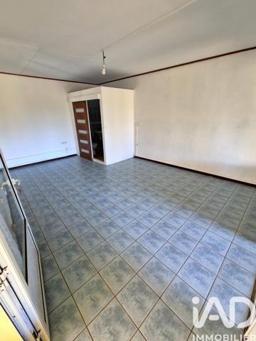 Location maison 3 pièces 114 m² Saint-Pierre