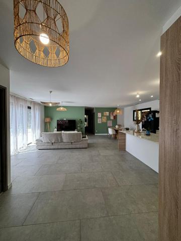 Maison 6 pièces 140 m2