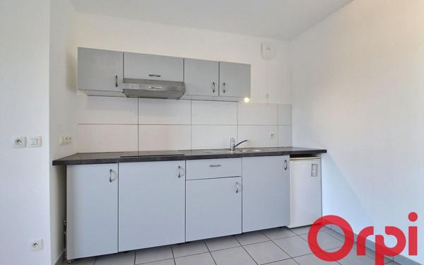 Appartement à vendre    2 pièces • 35,78 m2 Marseille 3