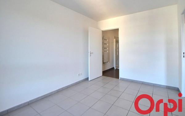Appartement à vendre    2 pièces • 35,78 m2 Marseille 3