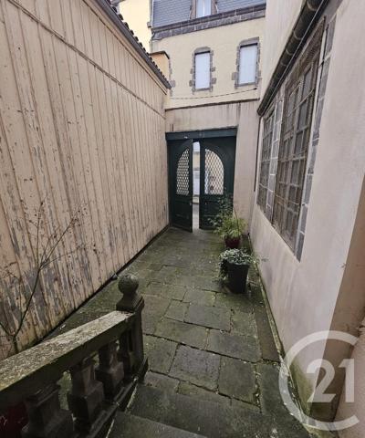 Appartement F3 à vendre  3 pièces - 83,80 m2 RIOM - 63