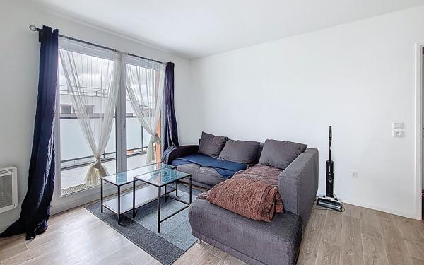 Appartement à vendre    3 pièces •  Roissy-en-Brie