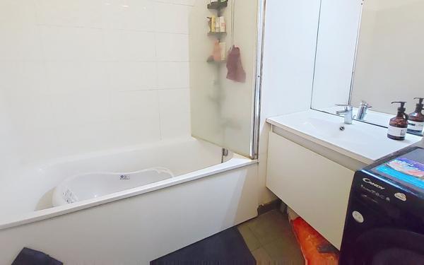 Appartement à vendre    3 pièces •  Roissy-en-Brie