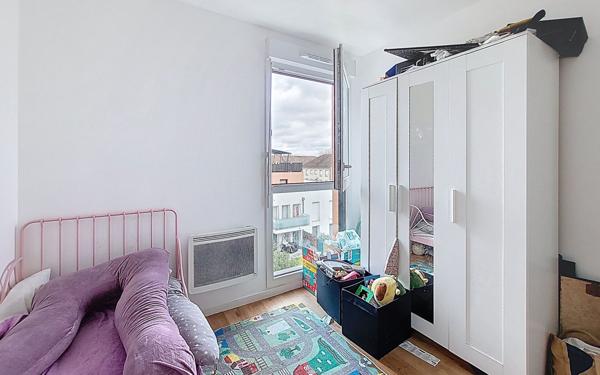 Appartement à vendre    3 pièces •  Roissy-en-Brie