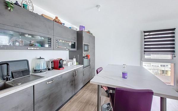 Appartement à vendre    3 pièces •  Roissy-en-Brie