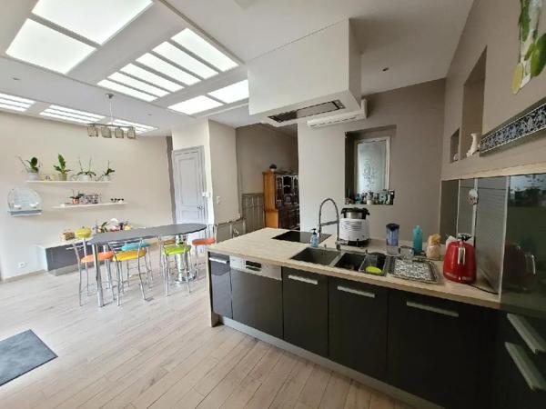 Maison à vendre 6 pièces 239.09m² Haubourdin (59320)