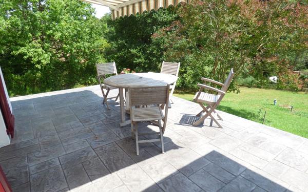 Maison à vendre    5 pièces •  Urcuit