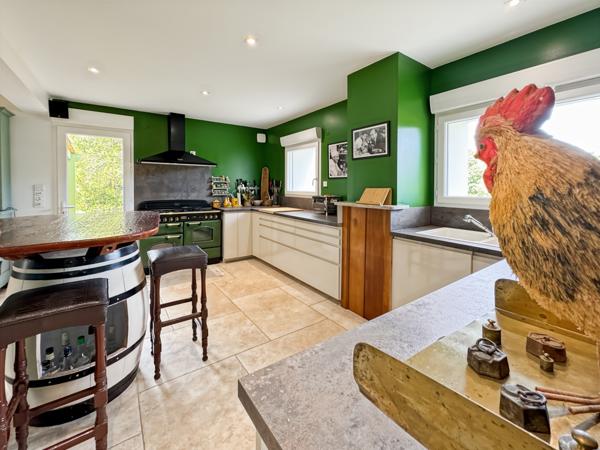 Monteux (84170) Maison 9 pièce(s) 260 m2