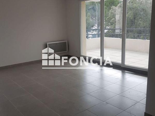 Location Appartement 3 pièces 71.22 m² - AVENUE LOUIS ARAGON Martigues 13500