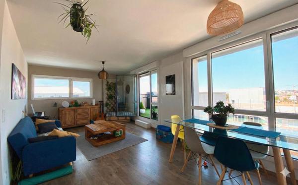 Appartement toit terrasse duplex sur le bassin
