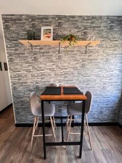 Appartement à louer Saint Brevin Les Pins : 2 pièces, 25m² avec 1 chambre(s) à 578€ - AJP Immobilier Saint-Brévin