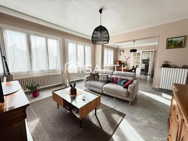 Maison familiales 6 pièces de 140 m2, proche école et toute commodités