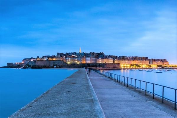 Vente Appartement128 m² - 11 Pièces - ST MALO (35400)