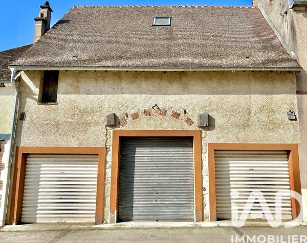 Parking à vendre 129 m² Villeneuve-sur-Yonne