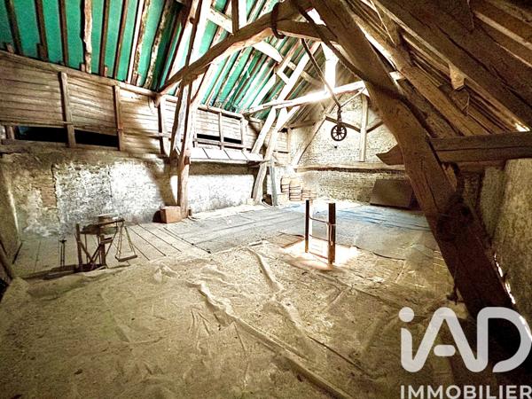 Parking à vendre 129 m² Villeneuve-sur-Yonne