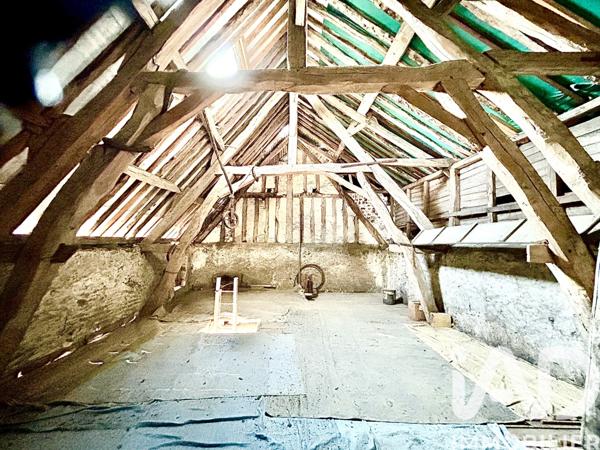 Parking à vendre 129 m² Villeneuve-sur-Yonne